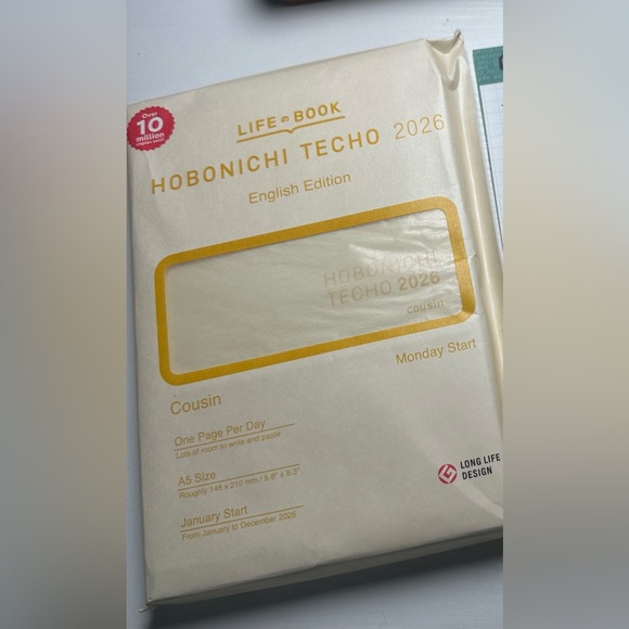 Hobonichi Techo 2026 Cousin Planner - Picture 2 of 3